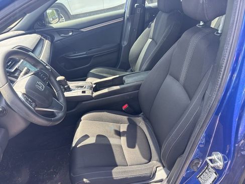 Used 2018 Honda Civic EX image 9