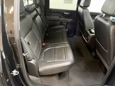 Used 2022 GMC Sierra 3500 Denali w/ Denali Black Diamond Edition AWD/4WD image 42