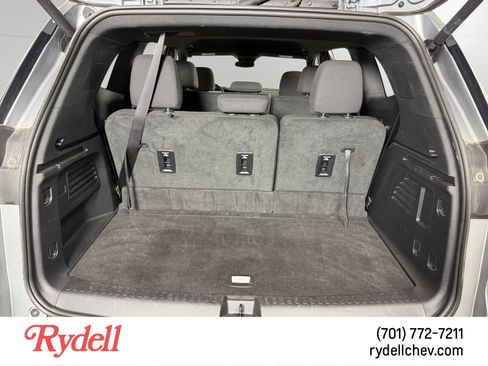 Used 2025 GMC Acadia Elevation image 19