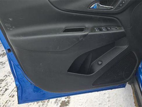 Used 2024 Chevrolet Equinox LT image 12