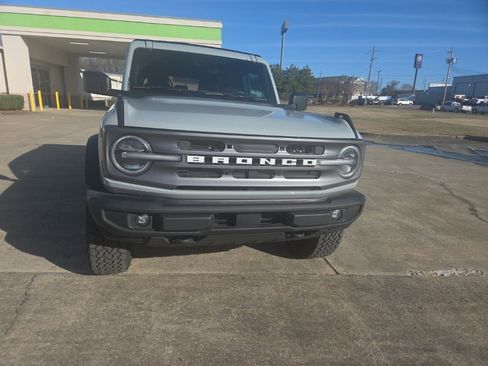 Used 2023 Ford Bronco Big Bend image 2