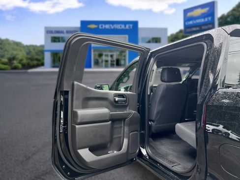 Certified 2020 Chevrolet Silverado 1500 Custom Trail Boss w/ Custom Convenience Package AWD/4WD image 28