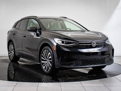 Used 2024 Volkswagen ID.4 S image 12