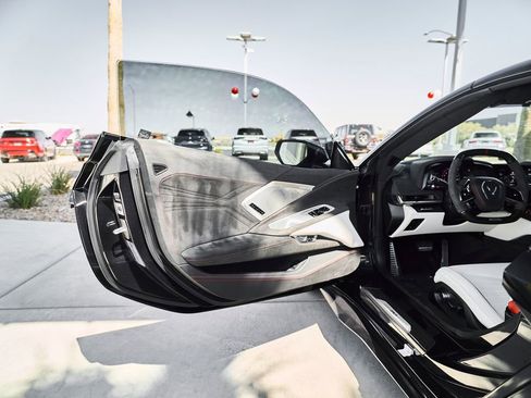 Used 2023 Chevrolet Corvette Z06 RWD image 14