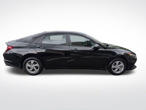 Certified 2023 Hyundai Elantra SE FWD image 7
