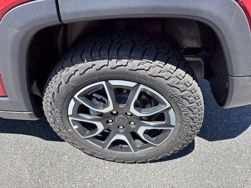 New 2026 Jeep Compass Trailhawk AWD/4WD image 18