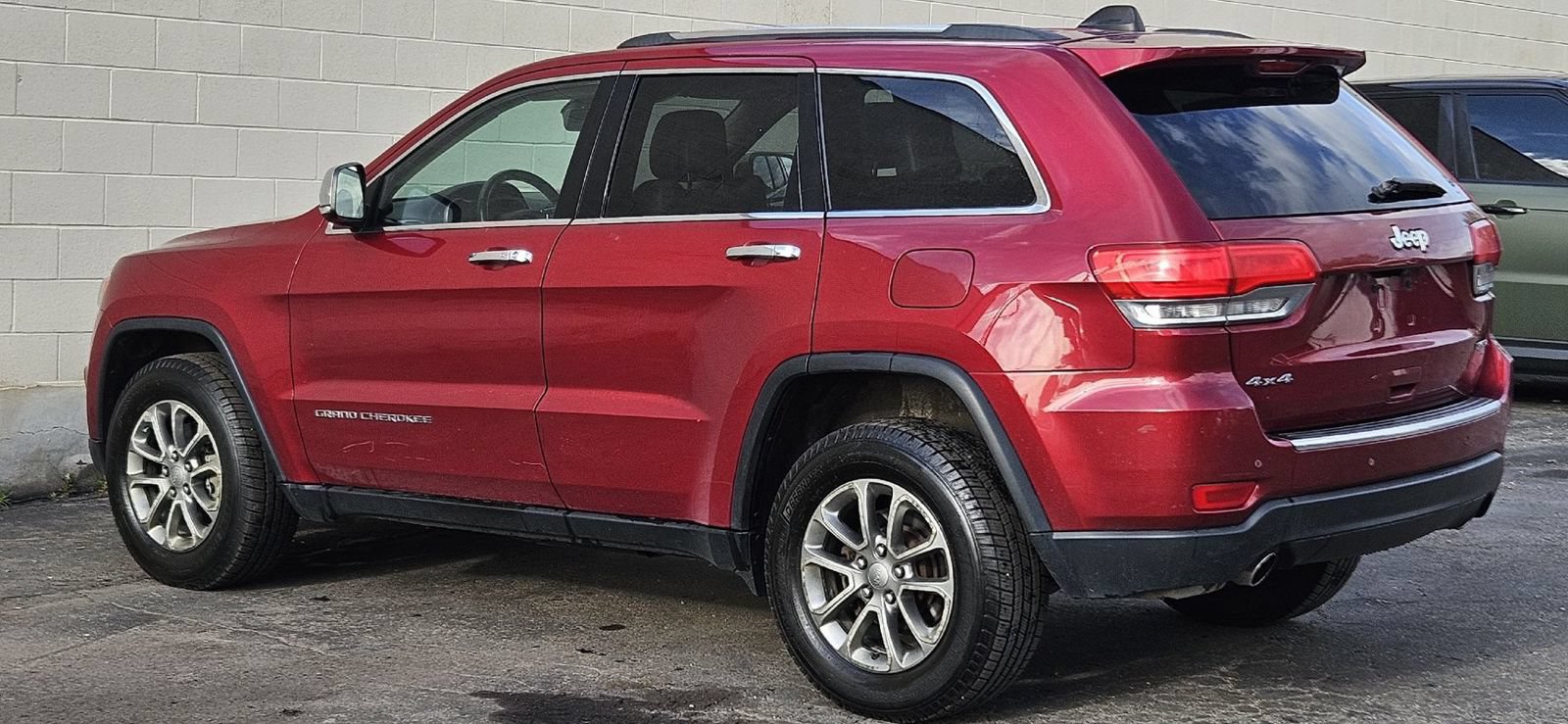 Used 2014 Jeep Grand Cherokee Limited AWD/4WD image 3