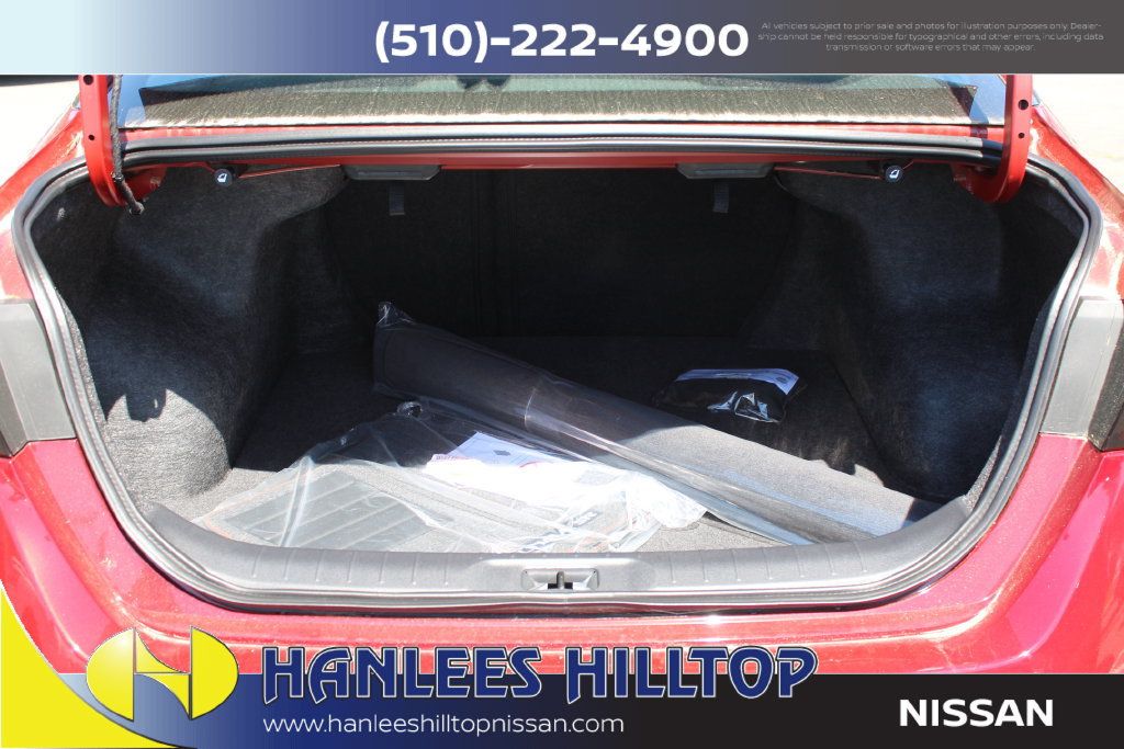 New 2025 Nissan Altima 2.5 SR w/ SR Premium Package FWD image 10