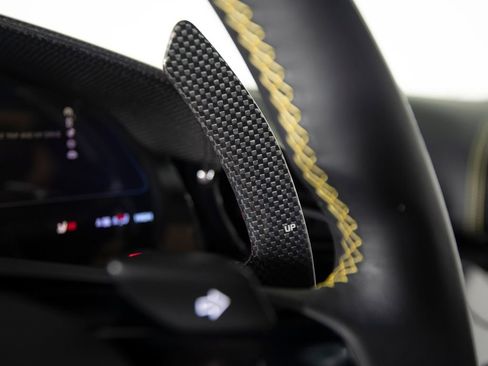 Used 2025 Ferrari Purosangue AWD/4WD image 18