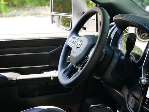 Used 2026 RAM 2500 Laramie AWD/4WD image 45