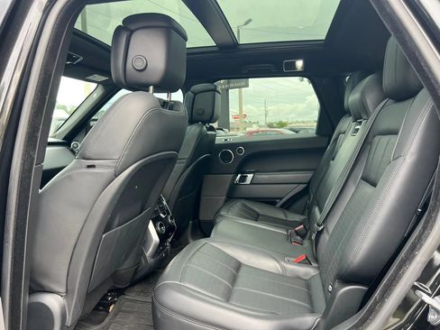 Used 2019 Land Rover Range Rover Sport HSE Dynamic AWD/4WD image 11