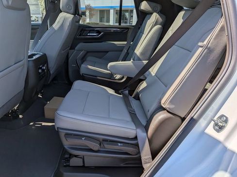 New 2026 GMC Yukon Elevation image 30