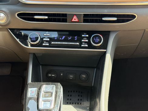 Used 2023 Hyundai Sonata Limited FWD image 20