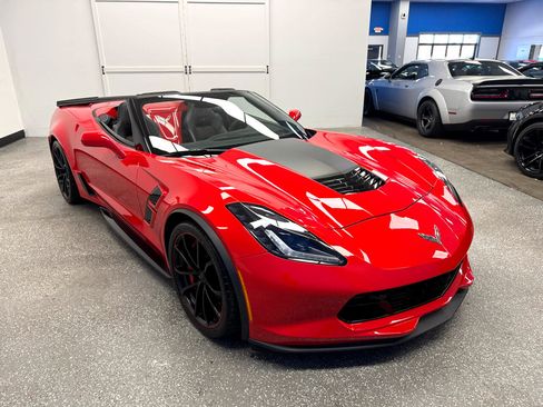 Used 2019 Chevrolet Corvette Grand Sport image 4