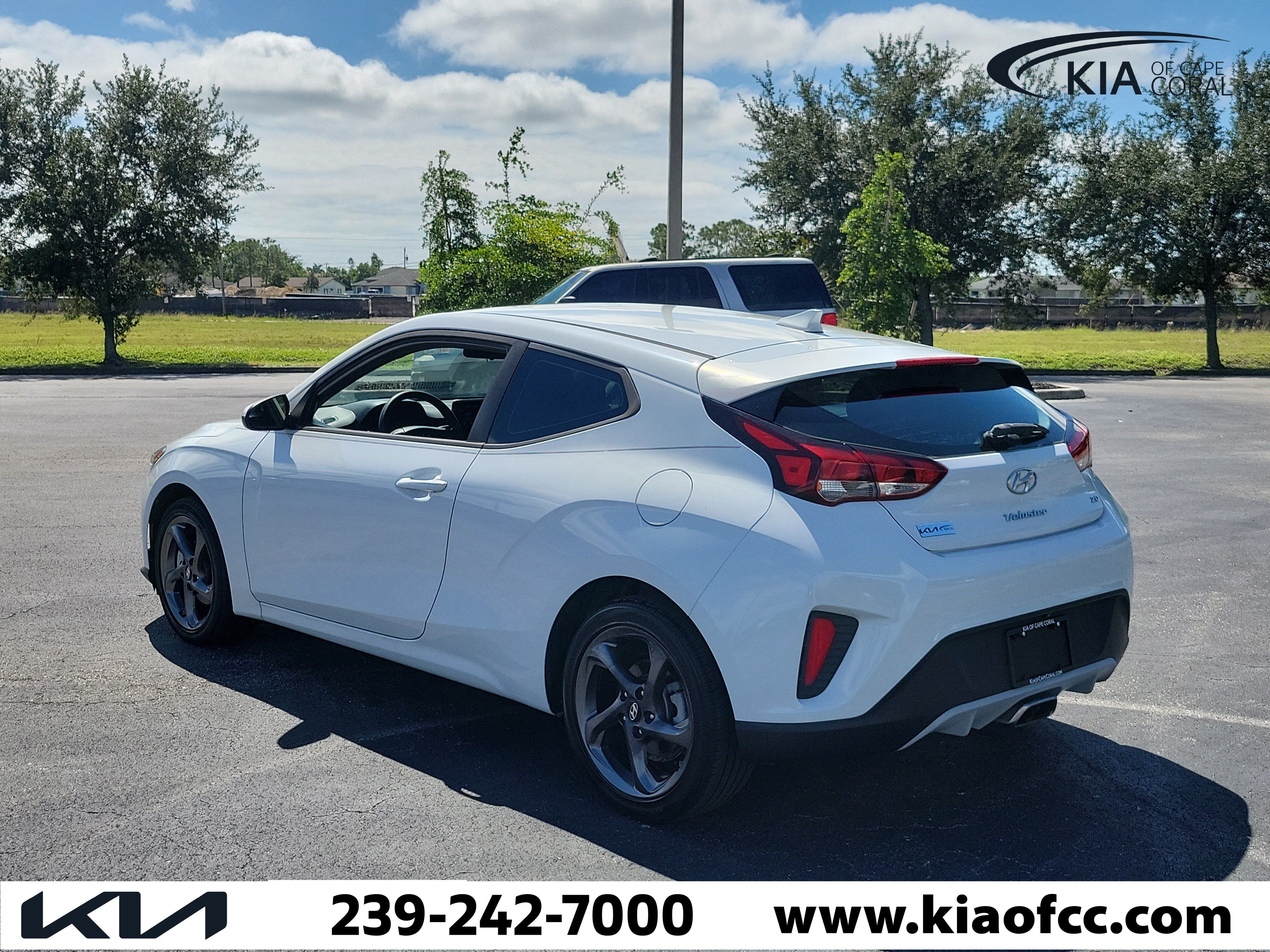 Used 2019 Hyundai Veloster 2.0 FWD image 4