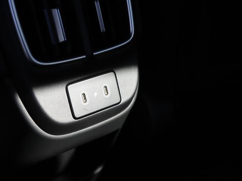 New 2025 Hyundai Ioniq 6 Limited image 18