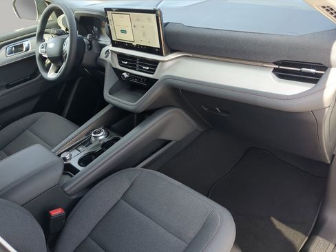 New 2026 Ford Explorer Active image 51