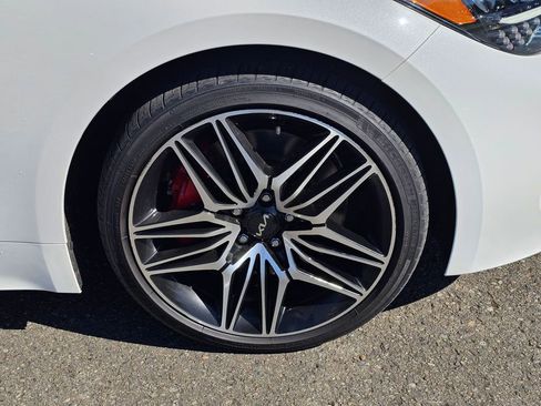 Used 2022 Kia Stinger GT1 AWD/4WD image 30