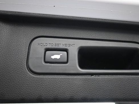 Certified 2024 Honda Pilot Elite image 24