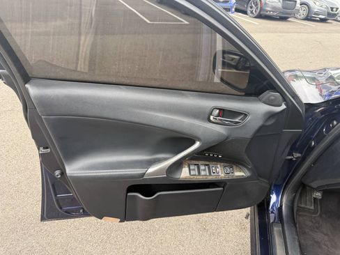 Used 2011 Lexus IS 350 AWD w/ Luxury Plus Value Edition image 16
