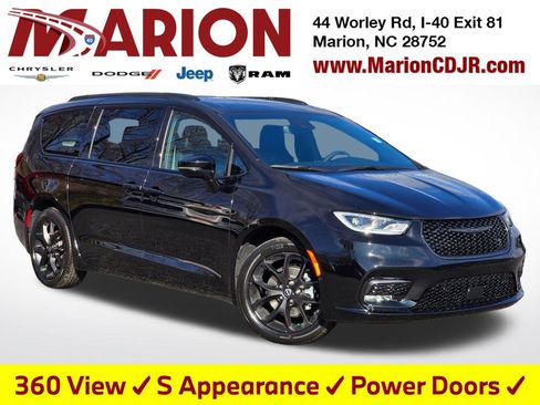 New 2026 Chrysler Pacifica Select image 1