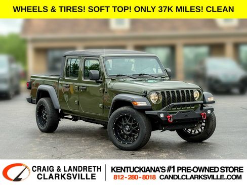 Used 2022 Jeep Gladiator Sport w/ Trailer Tow Package AWD/4WD image 1
