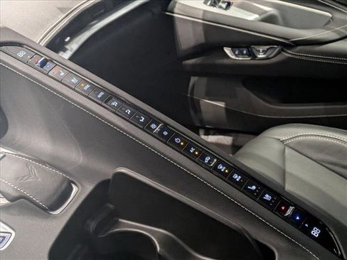 Used 2023 Chevrolet Corvette Stingray Preferred Conv w/ 2LT image 17