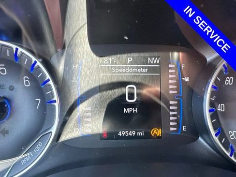 Used 2020 Chrysler Voyager L FWD image 8
