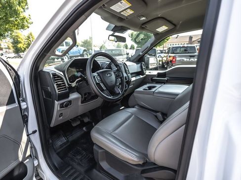 Used 2020 Ford F150 XL w/ Trailer Tow Package RWD image 13
