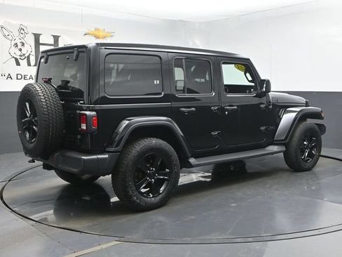 Used 2023 Jeep Wrangler Unlimited Sahara AWD/4WD image 50