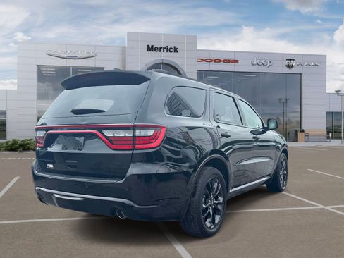 Used 2023 Dodge Durango R/T AWD/4WD image 3