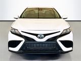 Used 2021 Toyota Camry SE image 2