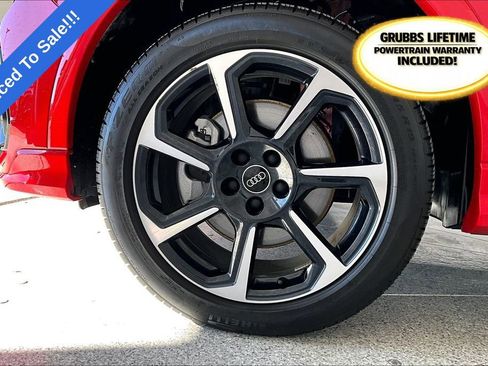 Used 2025 Audi Q3 2.0T Premium Plus AWD/4WD image 11
