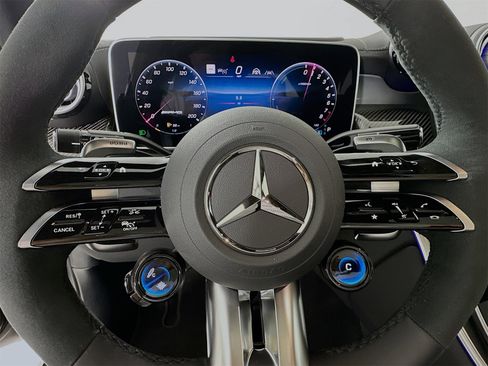 New 2026 Mercedes-Benz GLC 63 AMG S image 12