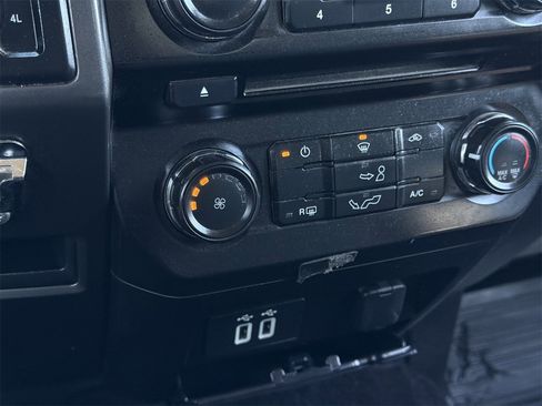 Used 2018 Ford F150 XLT image 20