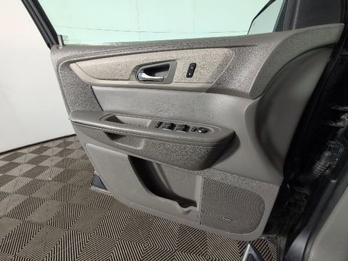 Used 2016 Chevrolet Traverse LT w/ Traveler's Package image 20