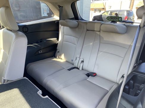 Used 2017 Honda Pilot EX-L image 16