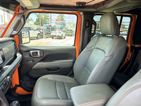 Used 2025 Jeep Gladiator Mojave AWD/4WD image 15