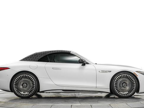 Used 2026 Mercedes-Benz Maybach SL 680 image 18