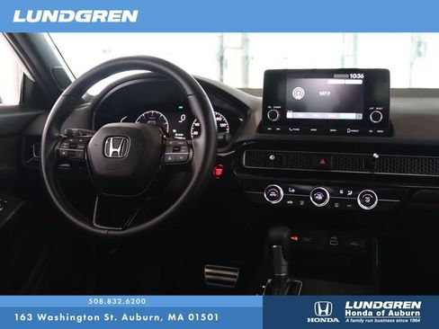 Used 2024 Honda Civic Sport image 5