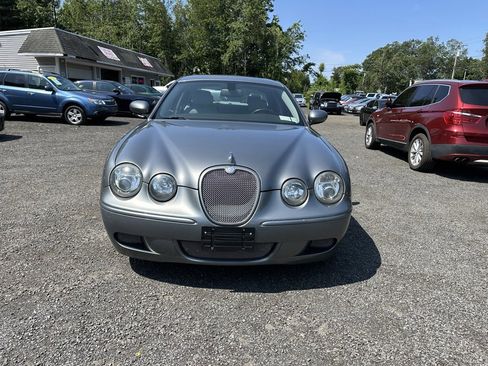 Used 2005 Jaguar S-TYPE R image 2
