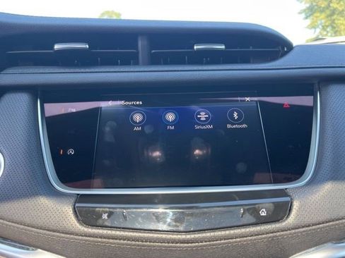 Certified 2025 Cadillac XT5 Premium Luxury image 18