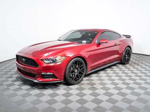 Used 2016 Ford Mustang Coupe RWD image 1
