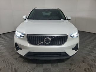 Certified 2025 Volvo XC40 B5 Core video 2
