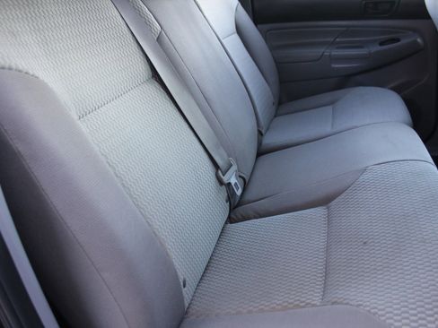 Used 2014 Toyota Tacoma 4x4 Double Cab image 15