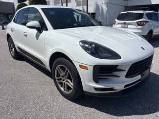 Used 2021 Porsche Macan video 1