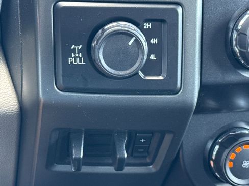 Used 2022 Ford F250 XLT w/ Black Appearance Package image 22