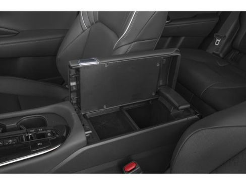 Used 2025 Toyota Crown Signia AWD/4WD image 16