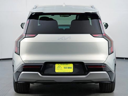 Used 2026 Kia EV9 Land image 55