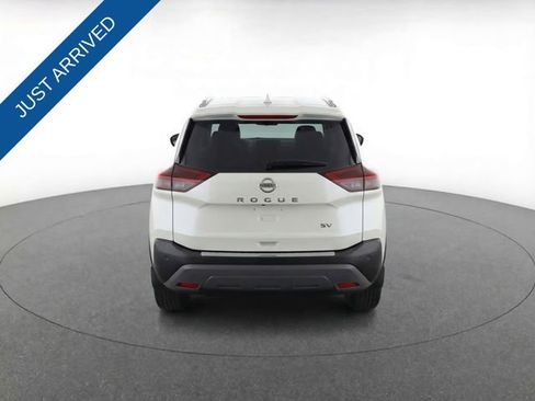 Used 2023 Nissan Rogue SV w/ SV Premium B Package image 10